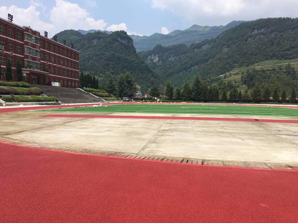 涼山透氣型塑膠跑道